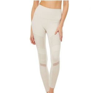 Alo Yoga Leggings- color: Bone